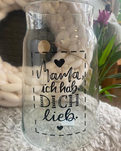 #Blumenstrauß, #Muttertag, #Muttertagsgeschenk, #Blumen, #BlumenLiebe, #Blumenvase, #Geschenke, #GeschenkeFürFrauen, #Geschenkideen, #Deko, #DekoIdeen, #DekoLiebe, #Hauenstein, #Kreativ, #Pirmasens, #dahnerfelsenland, #südlicheweinstrasse